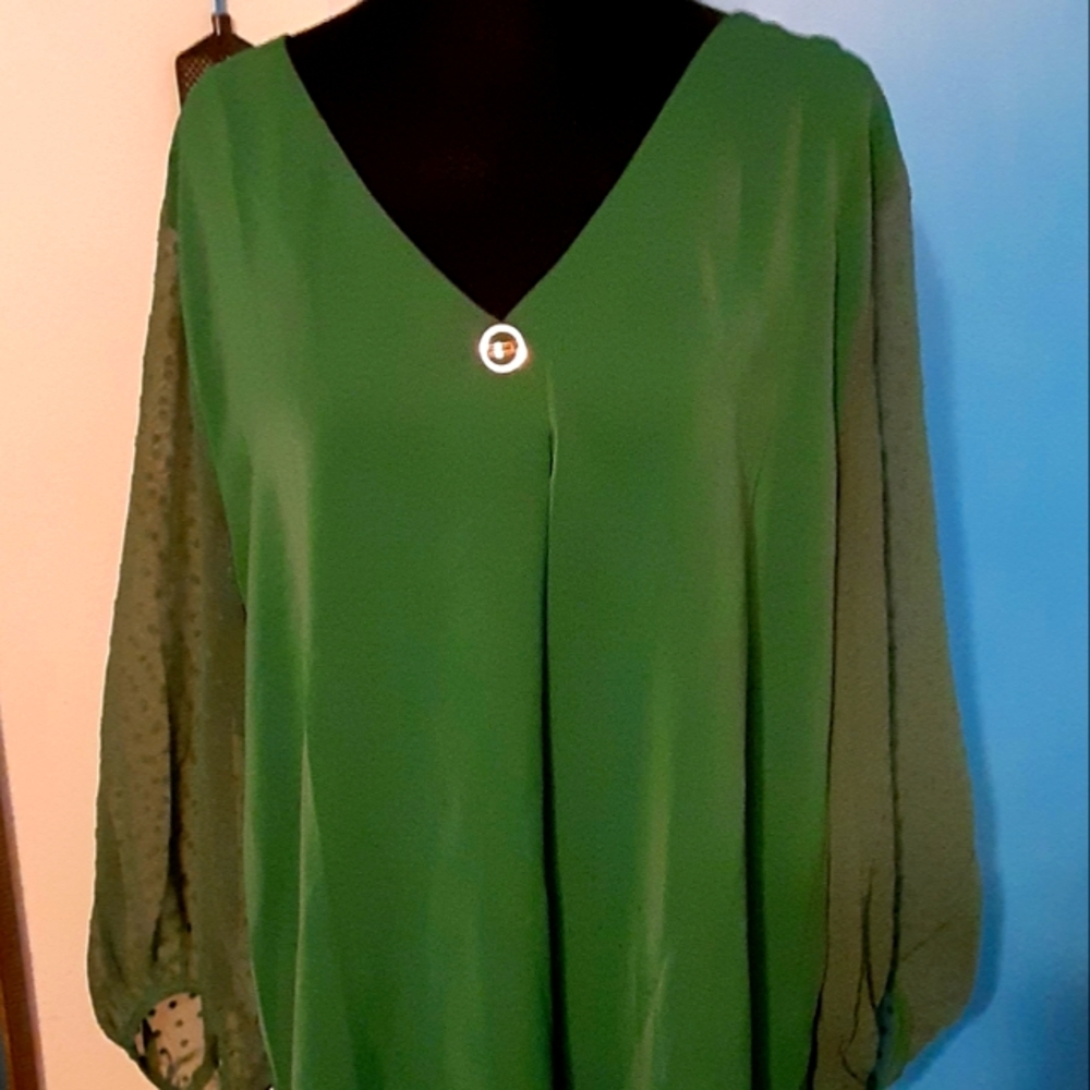 Women's blouse